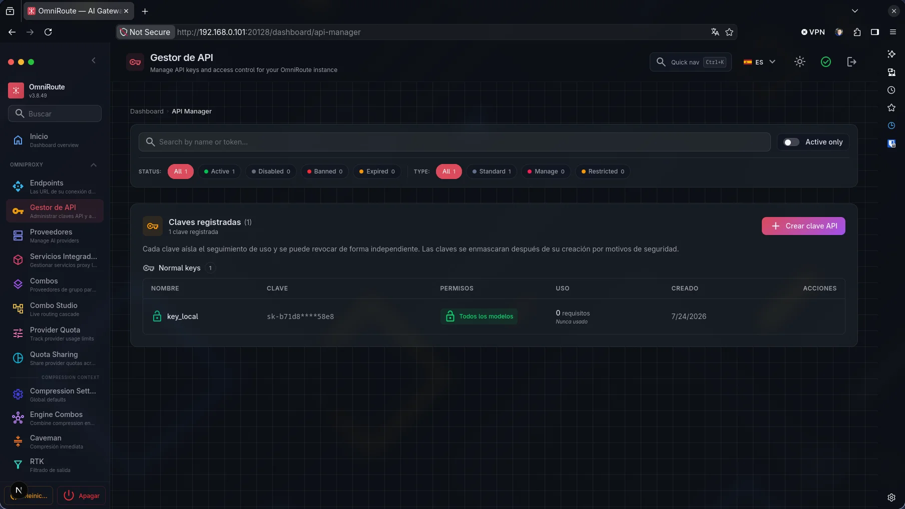 Gestor de API de OmniRoute con la clave local generada, usada para conectar el CLI de opencode